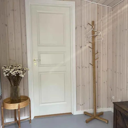 Charmantes Sommerhaus In Der Naehe Eines Fantastischen Sandstrandes Vester Somarken