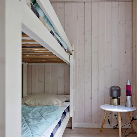 Charmantes Sommerhaus In Der Naehe Eines Fantastischen Sandstrandes