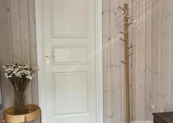 Charmantes Sommerhaus In Der Naehe Eines Fantastischen Sandstrandes Vester Somarken