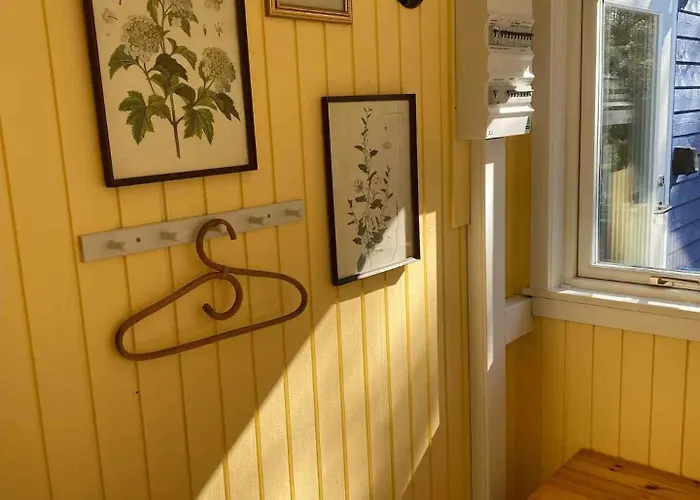 Charmantes Sommerhaus In Der Naehe Eines Fantastischen Sandstrandes Сasa de vacaciones Vester Somarken